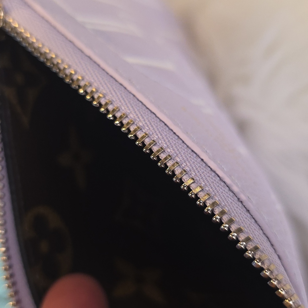 BNEW UNUSED Louis Vuitton NEVERFULL BANDOULIERE INSIDE OUT BB MISTY LILAC POUCH - Picture 9 of 9